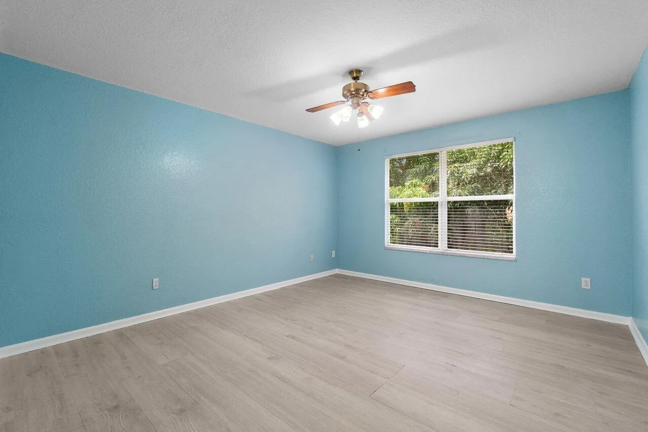 028-5453QueenshipCourt-Greenacres-FL-334