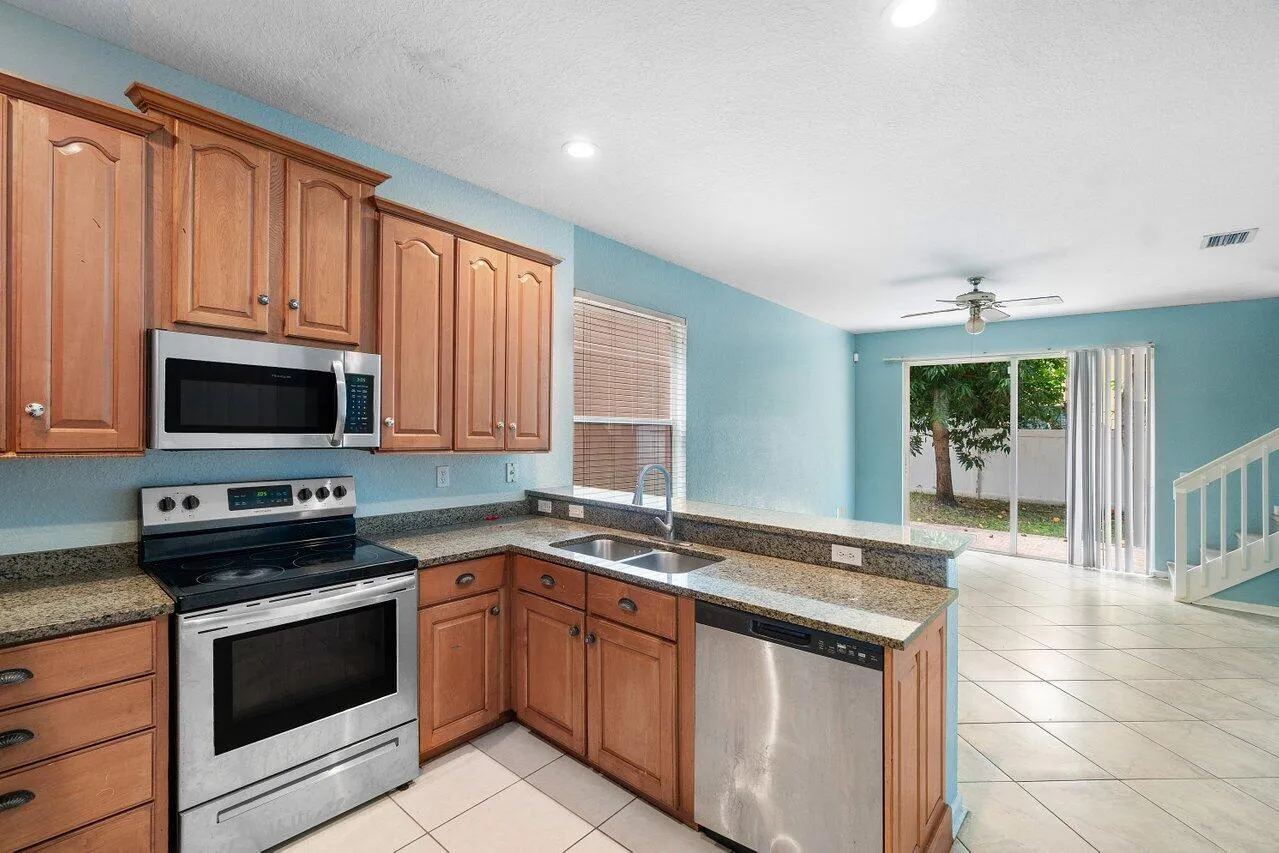 018-5453QueenshipCourt-Greenacres-FL-334
