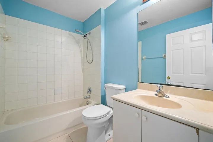 Bathroom2