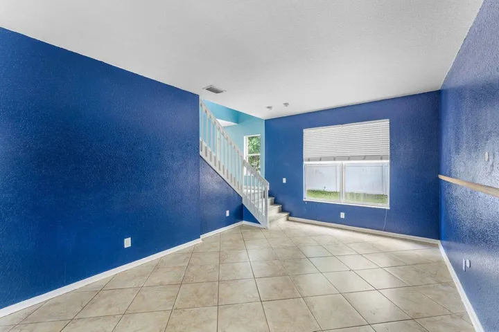 005-5453QueenshipCourt-Greenacres-FL-334