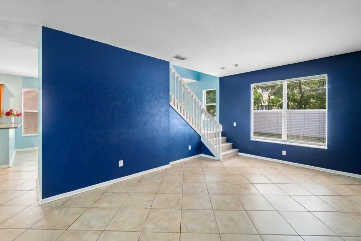 010-5453QueenshipCourt-Greenacres-FL-334