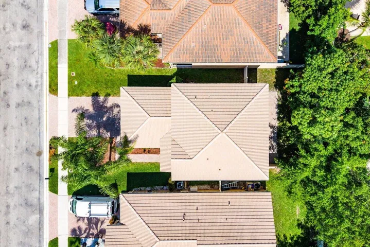 041-5453QueenshipCourt-Greenacres-FL-334