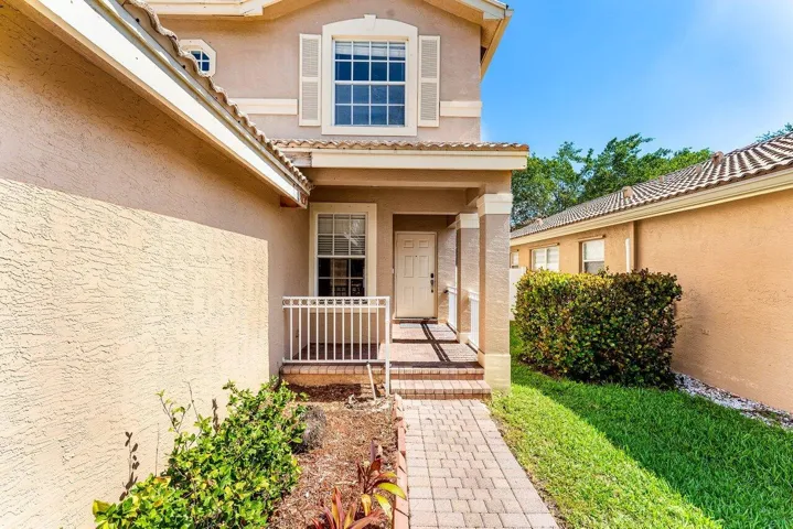 004-5453QueenshipCourt-Greenacres-FL-334