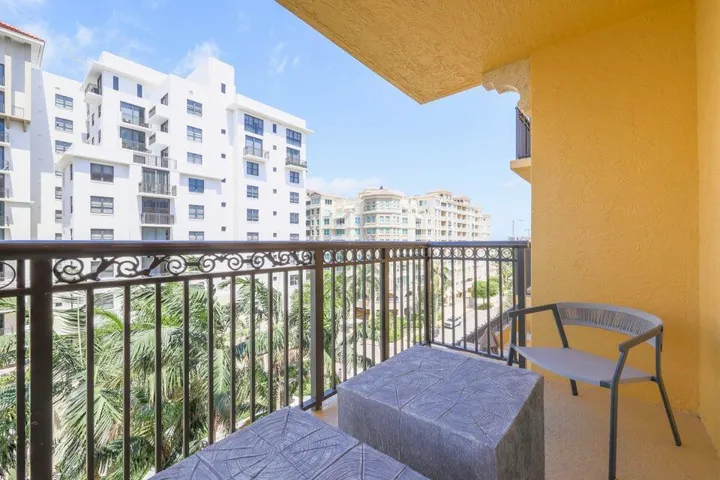 Patio City View