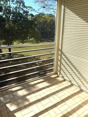 SCREENED BALCONY