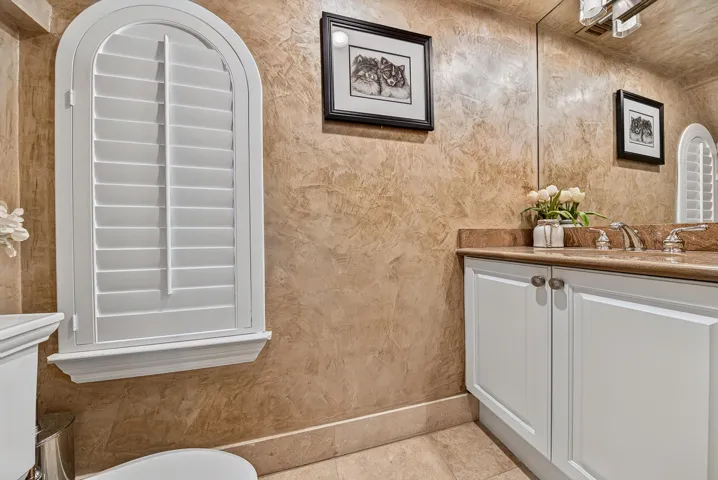 Powder Room