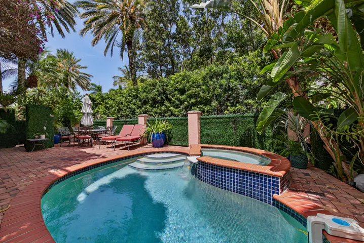 Heated Pool & Spa