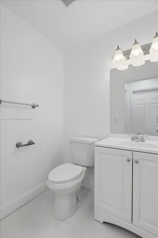 Powder Room 1st Floor