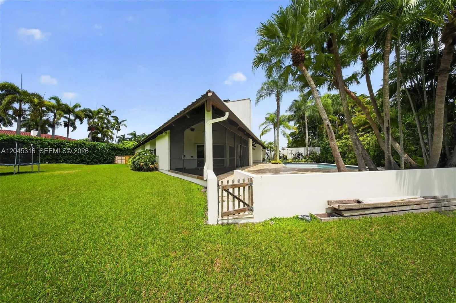 Property photo 61