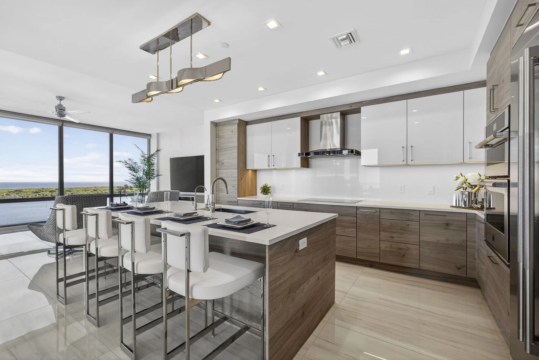 KITCHEN EAST VIEW
