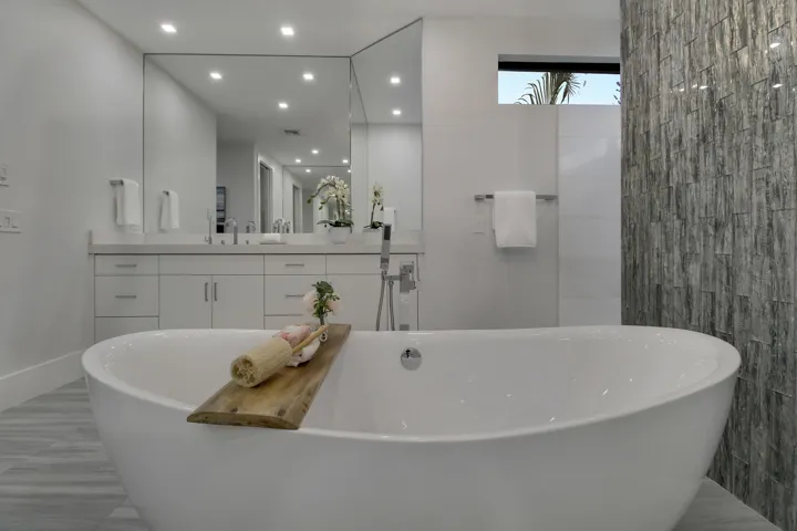 Soaking Tub