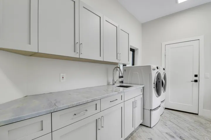 Laundry to Garage