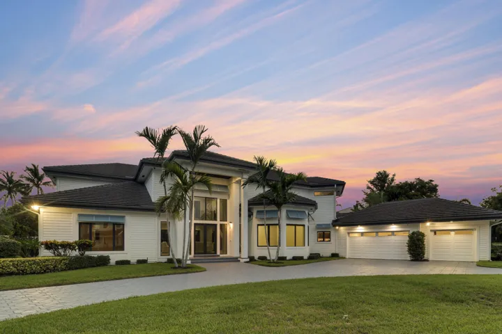 18411 SE Lakeside Drive Tequesta
