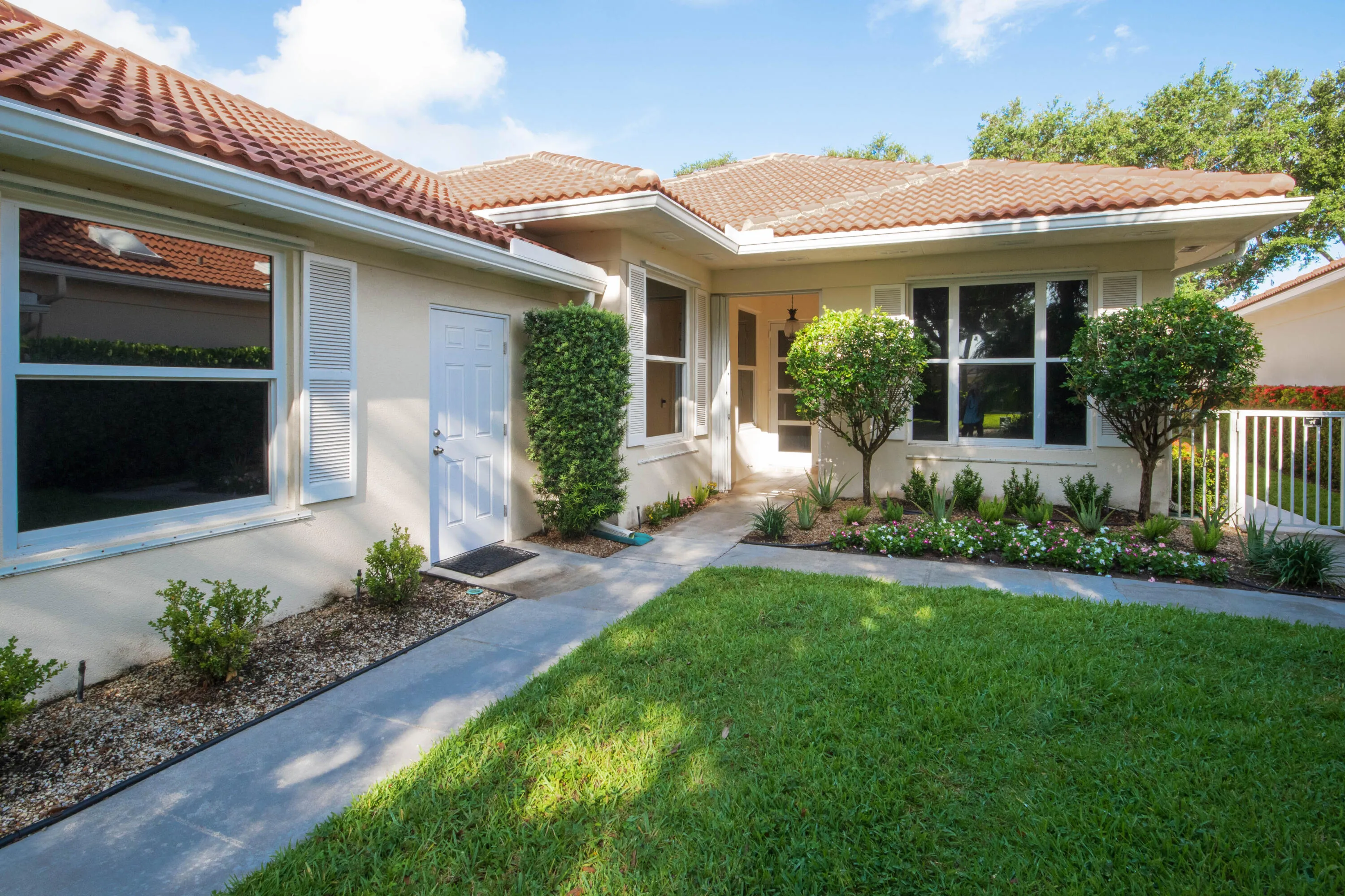447 Kelsey Park Circle Drive-2