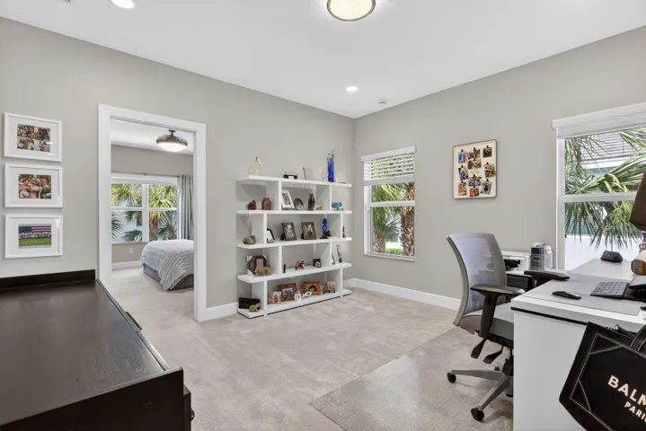 Loft/ office