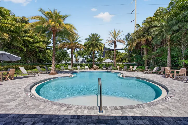 Community pool