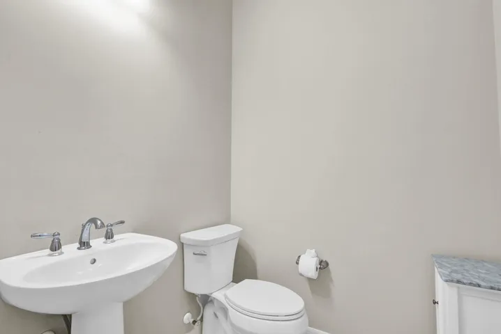 12_Image_12_mls