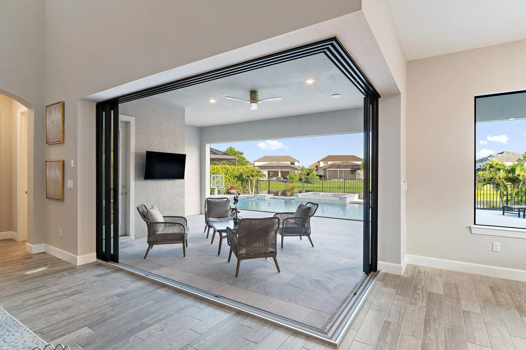 Property photo 31