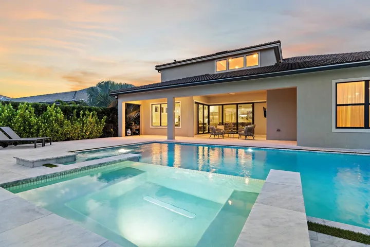 315 Sonoma Isles