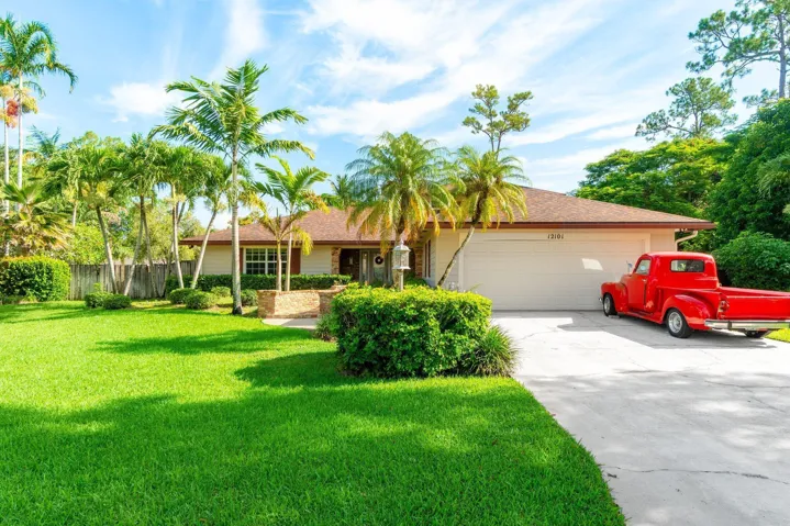 002-12101TumbleweedCourt-Wellington-FL-3