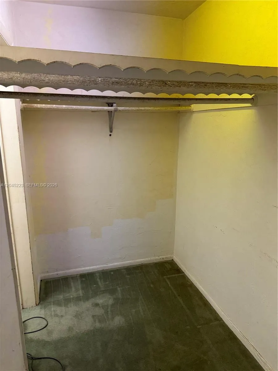 Walk-in closet