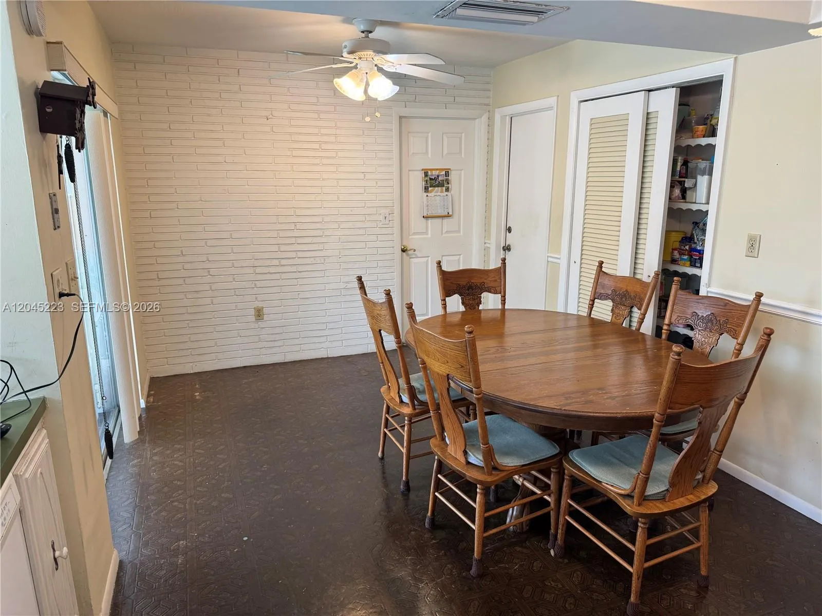 spacious kitchen / eat in