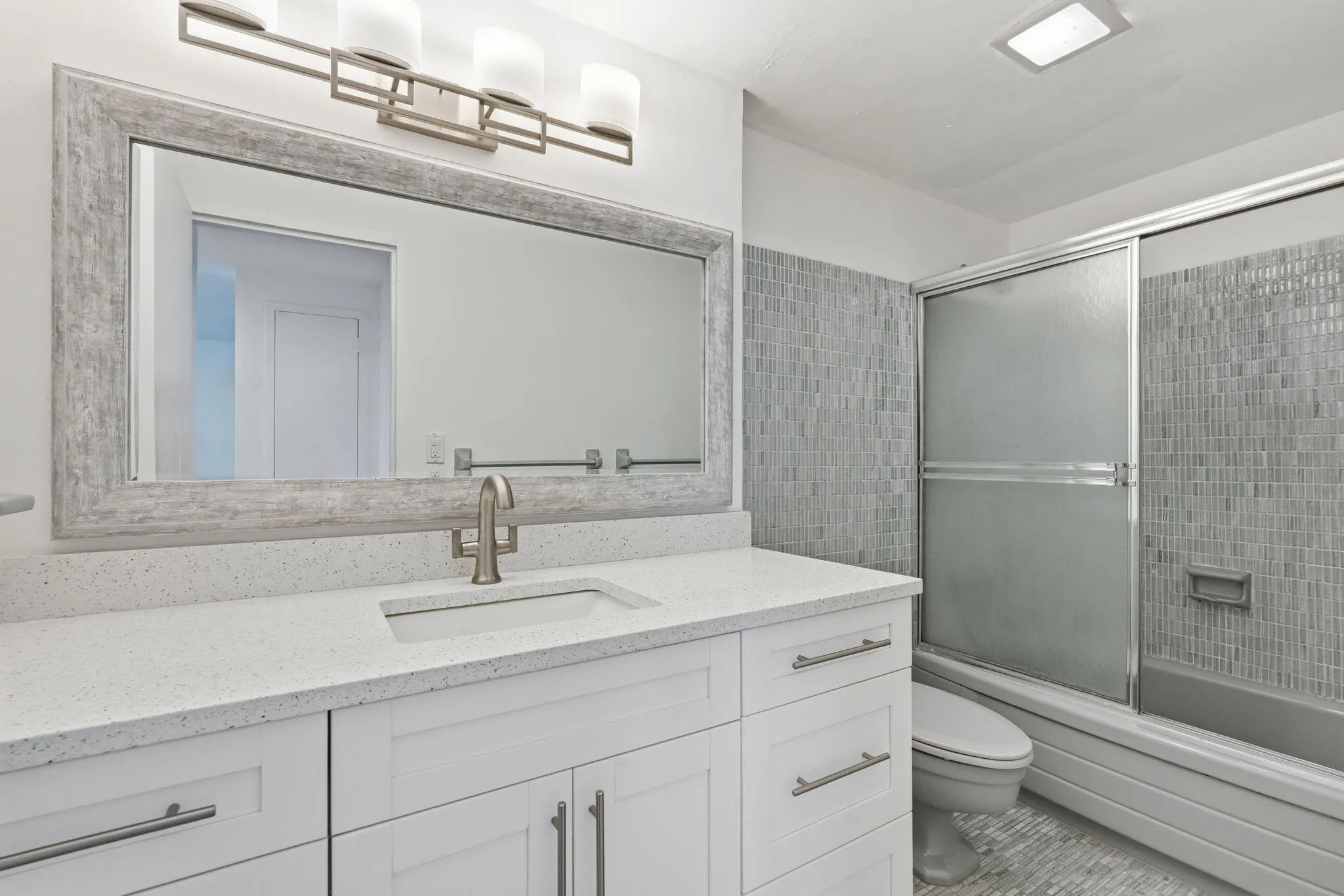 11-web-or-mls-2800_N_Flagler_Dr_Unit_410