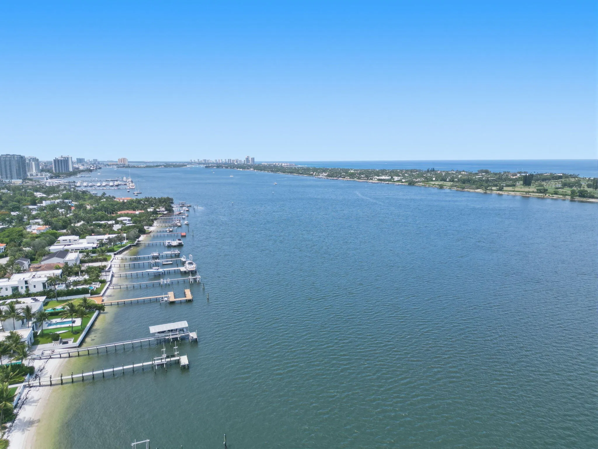 53-web-or-mls-2800_N_Flagler_Dr_Unit_410