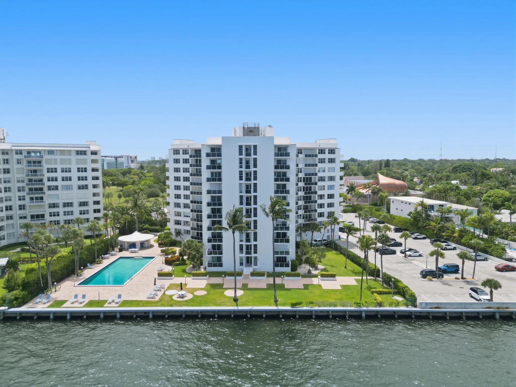 49-web-or-mls-2800_N_Flagler_Dr_Unit_410