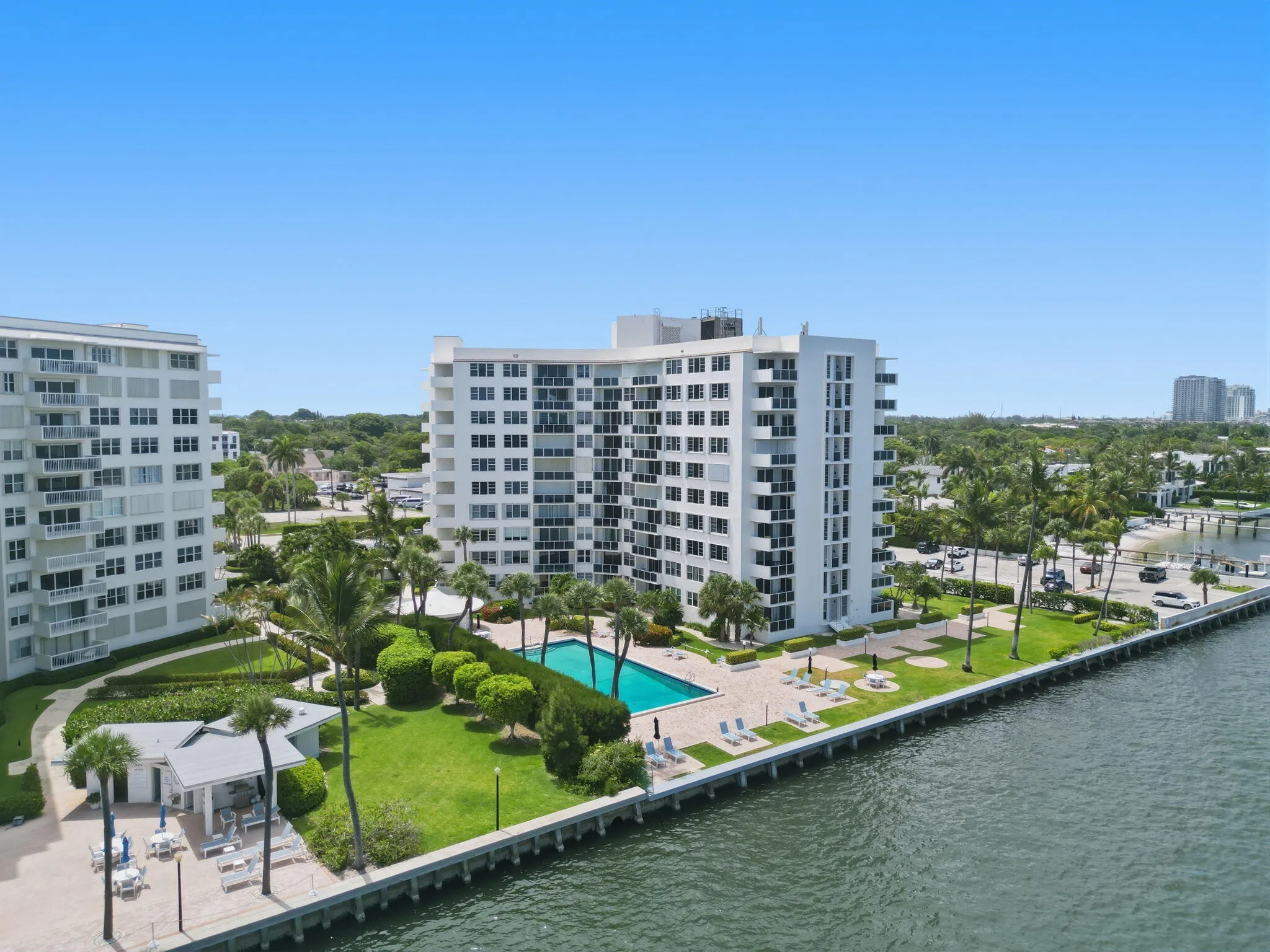 50-web-or-mls-2800_N_Flagler_Dr_Unit_410