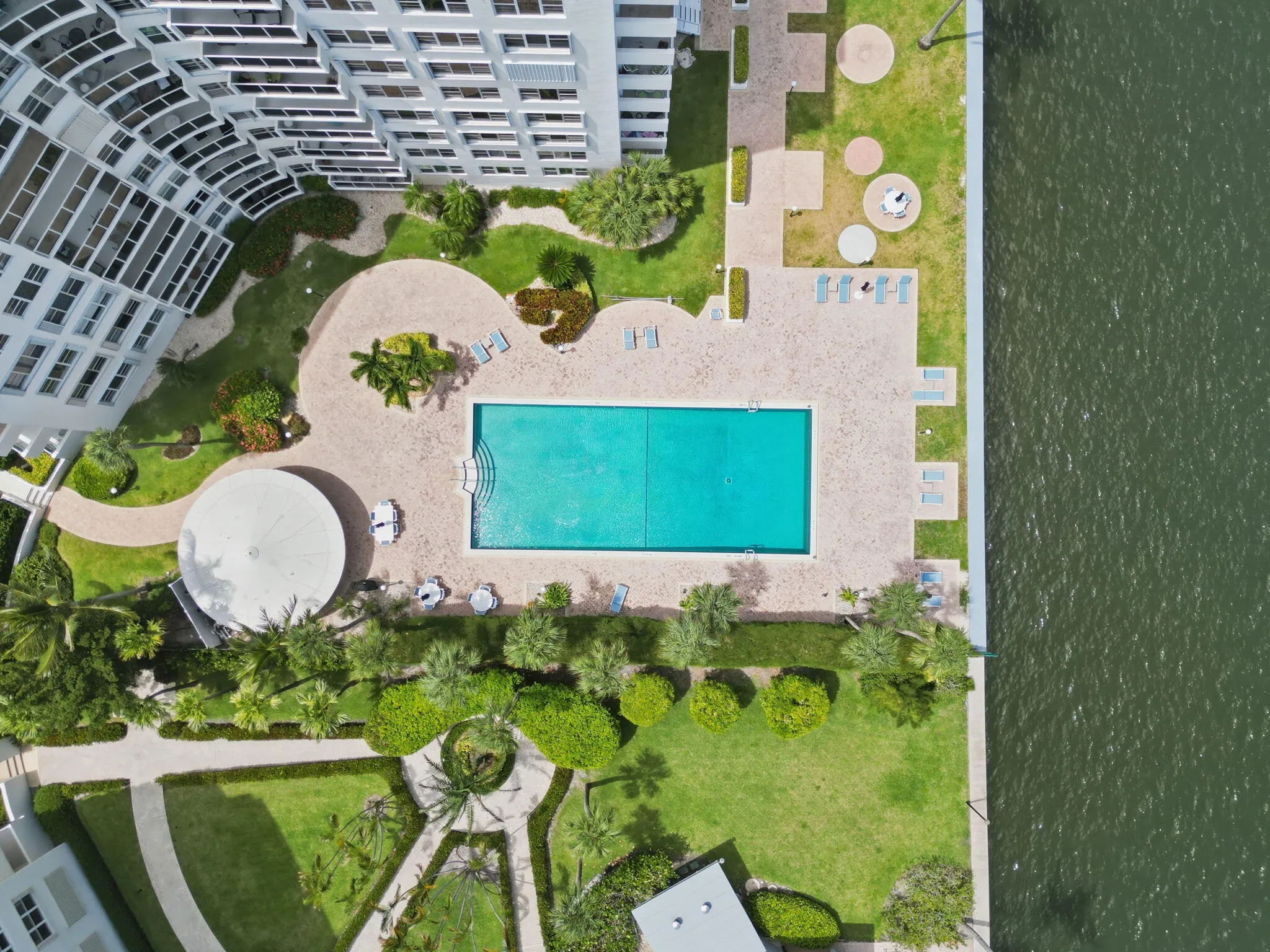 47-web-or-mls-2800_N_Flagler_Dr_Unit_410