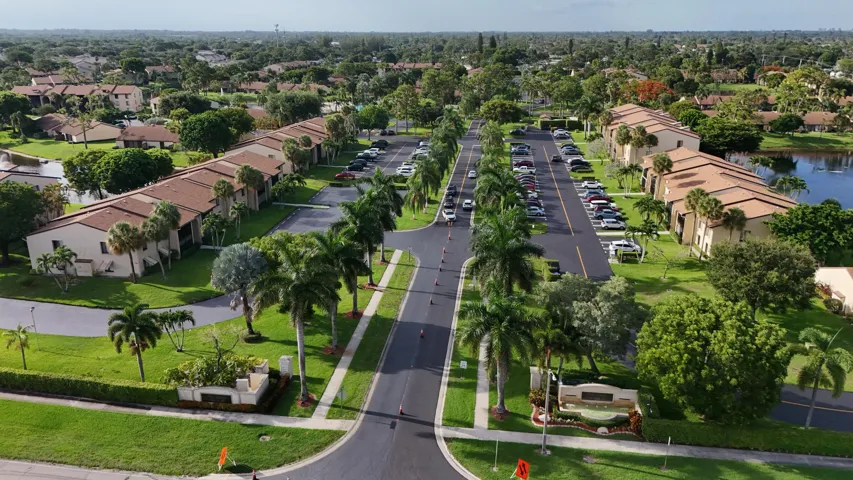 Entrance Neighborhood