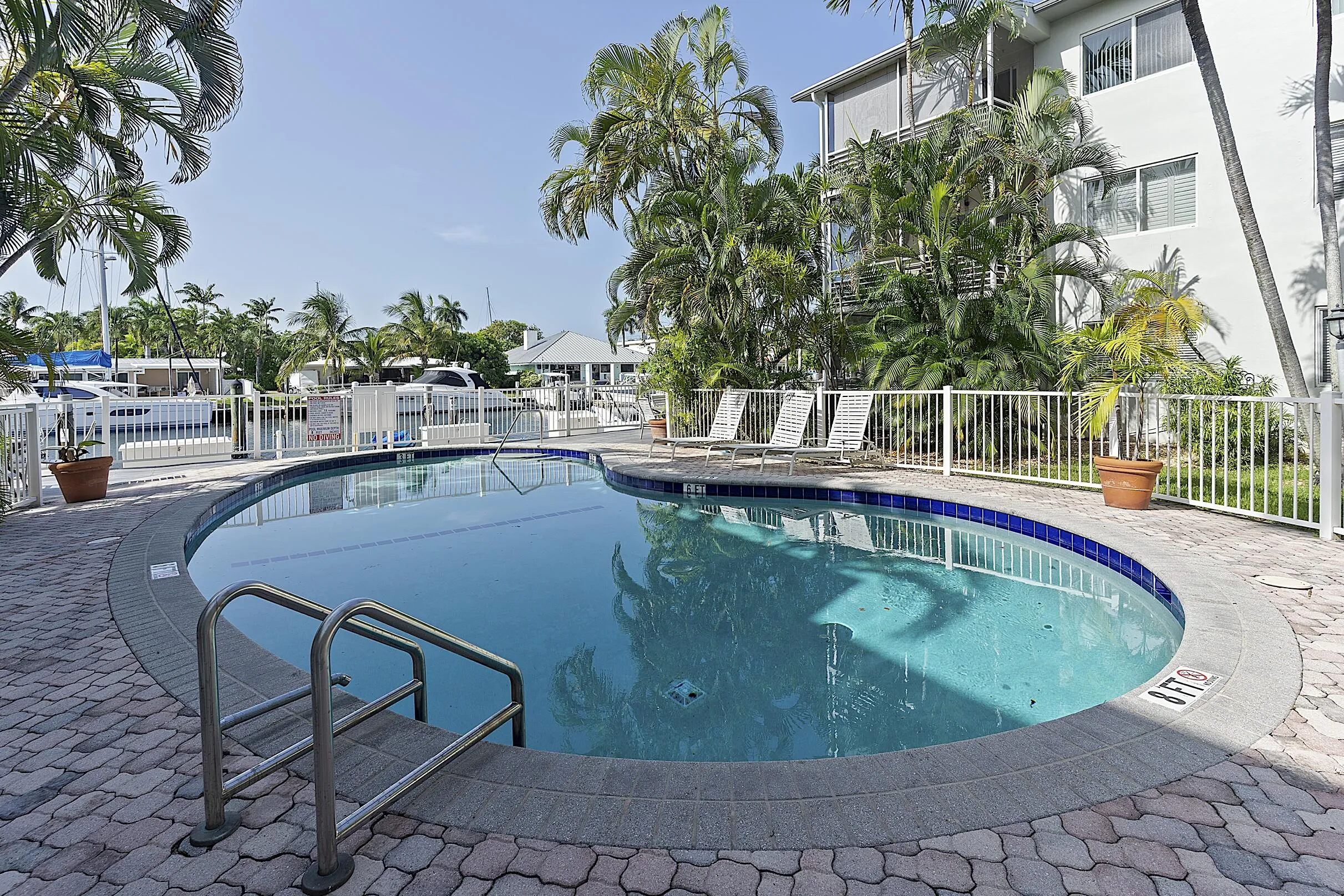 1535 SE 15th St - #206 - 042