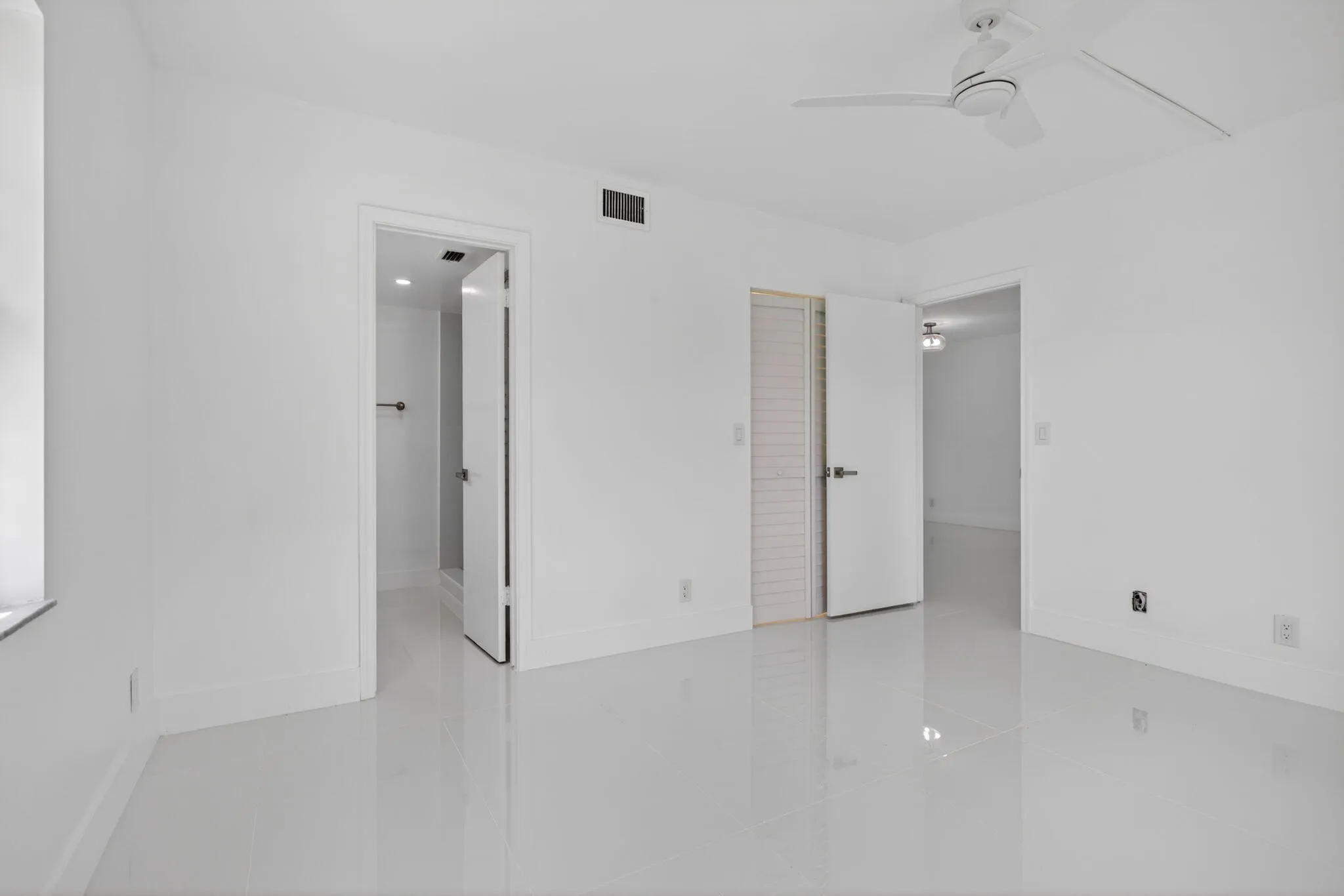 21-web-or-mls-5561-6198