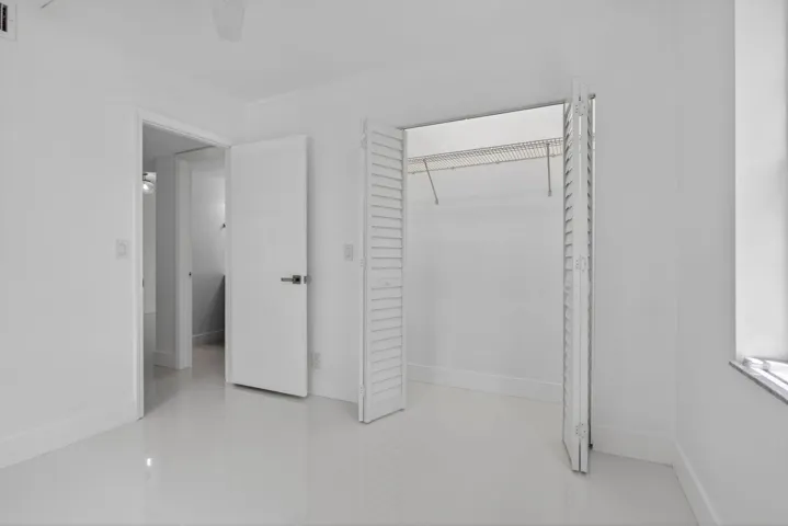 12-web-or-mls-5561-6154