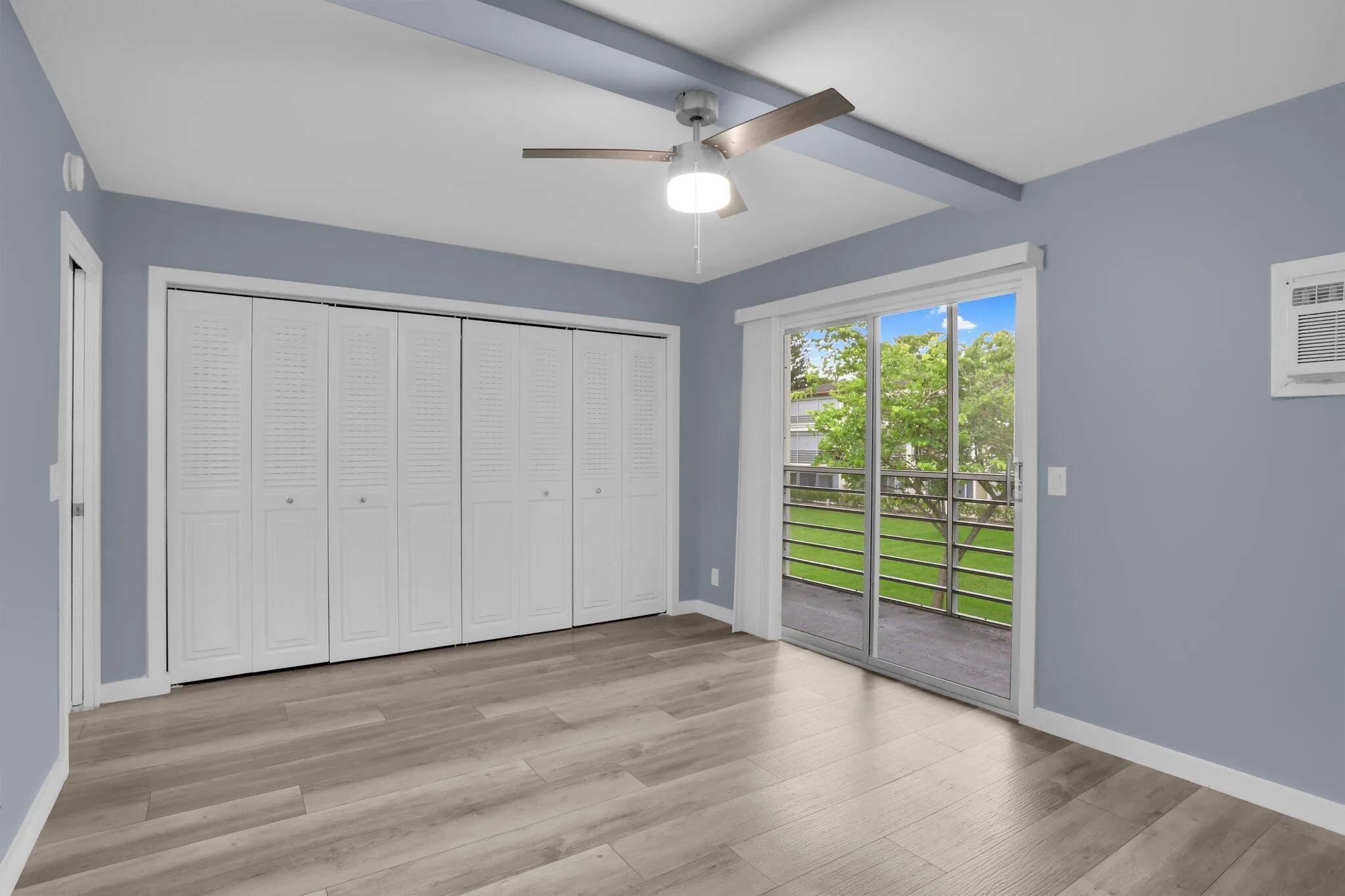 Large closet space