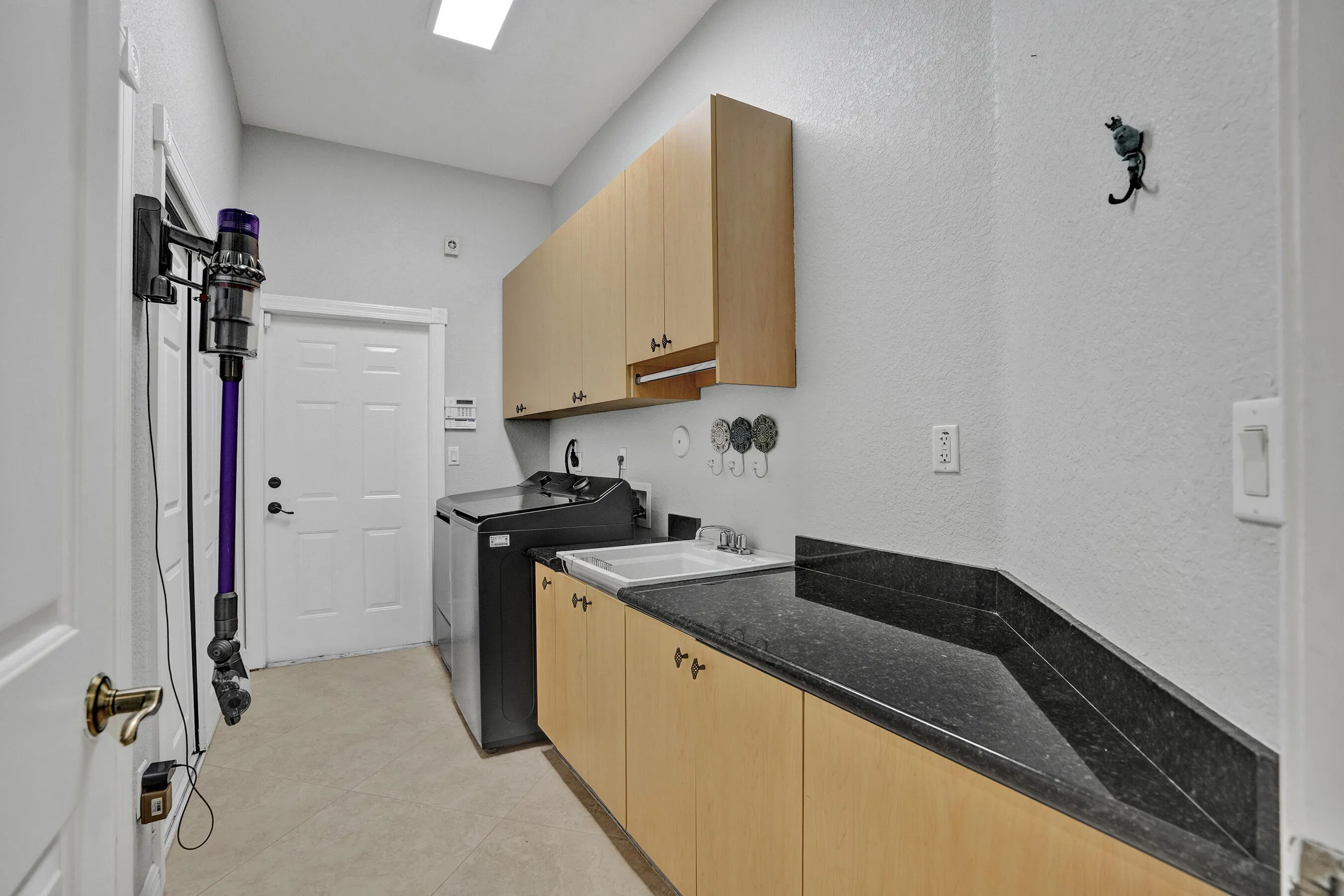 Property photo 58