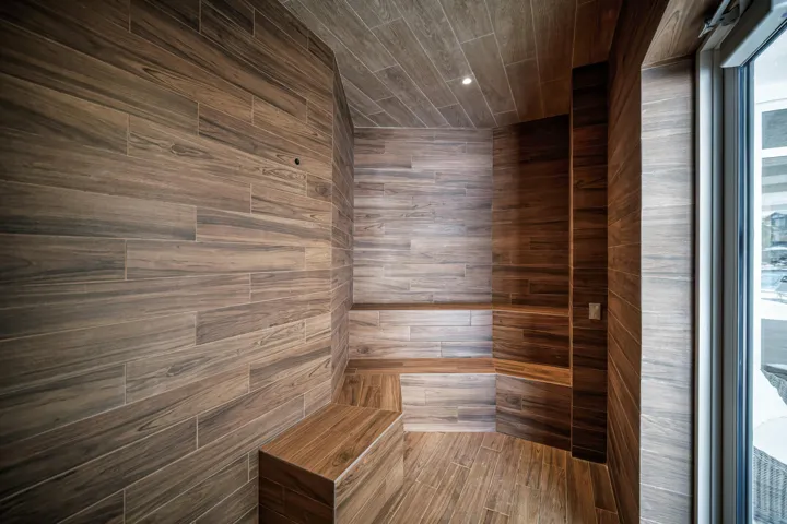 196-SteamRoom