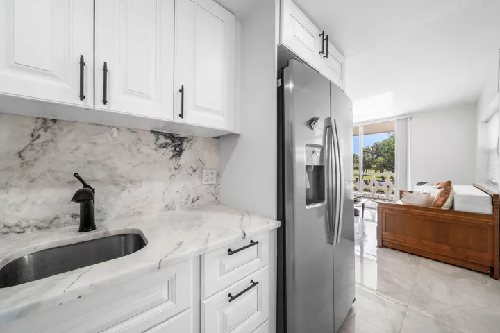 15 south Golfview rd