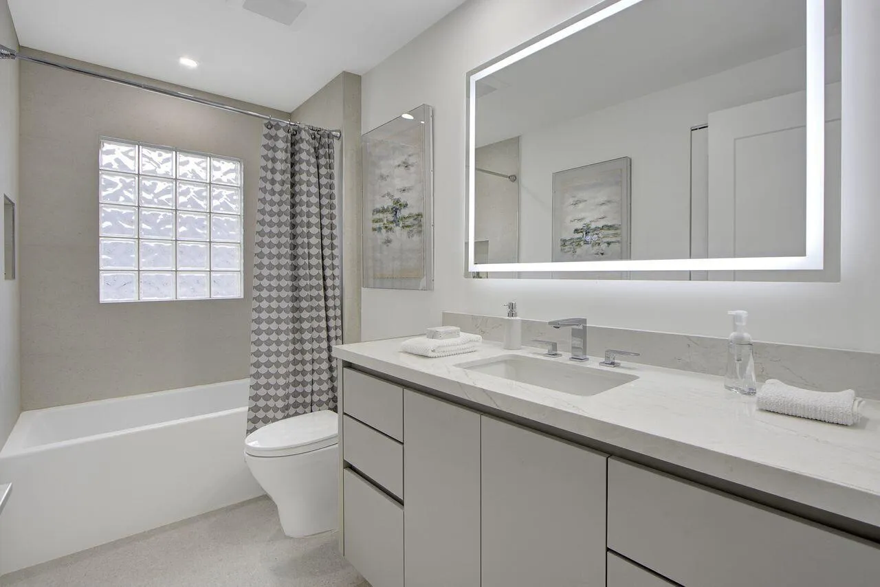 Bathroom Shared between Bedrooms 2 & 3
