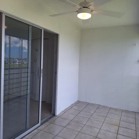 doors to lanai