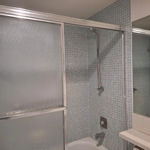 bathroom directly off the bedroom