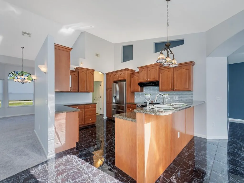 Property photo 24