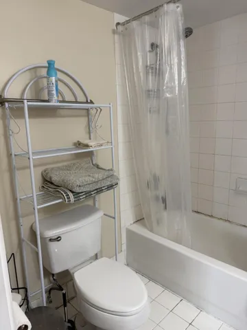 7840 SONOMA APT 204 BATHROOM 1