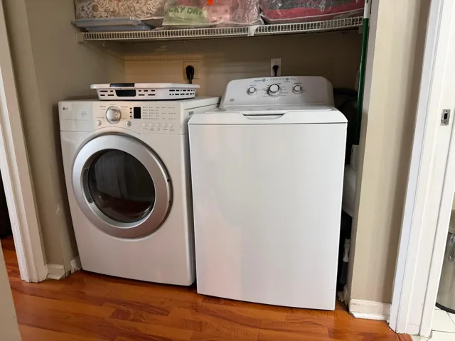 7840 SONOMA APT 204 WASHER DRYER