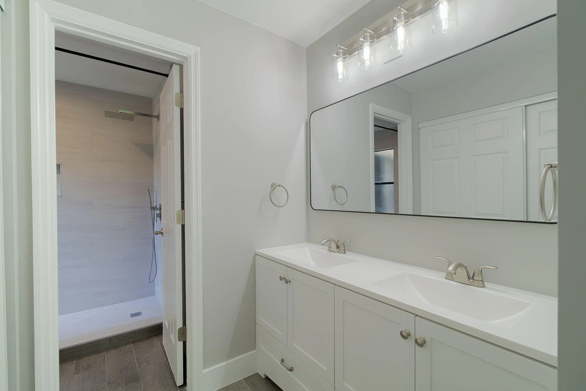 Master vanity