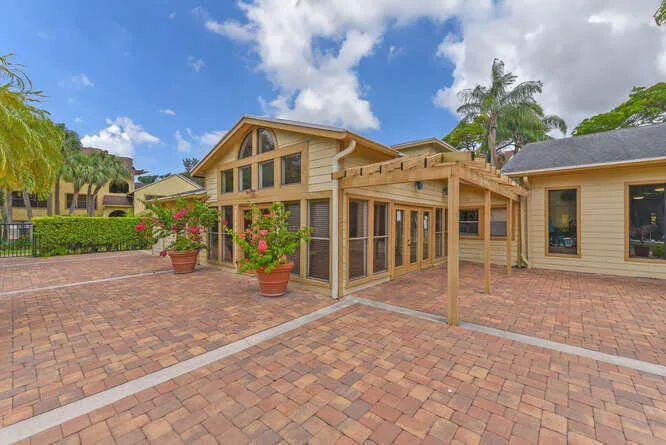 Boynton Landings 5-013-004-666x445