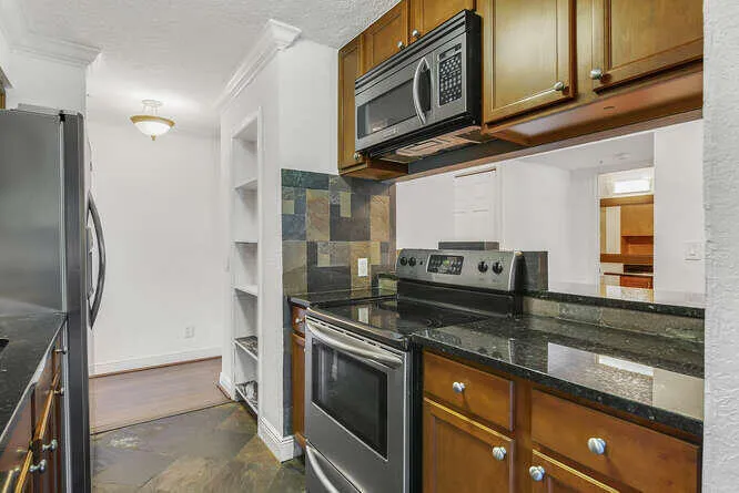 2311 n congress ave 28 pamela-028-023-66