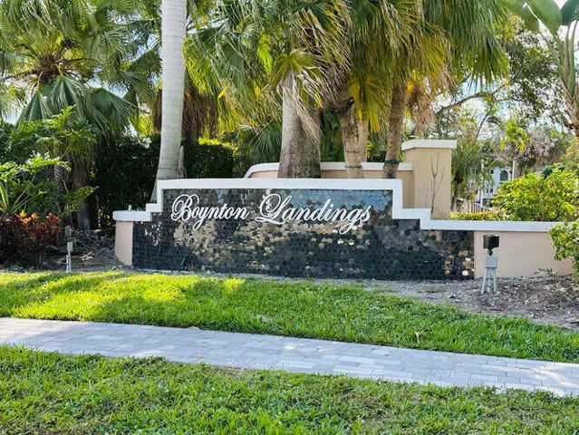 Boynton Landings 12-012-012-666x500