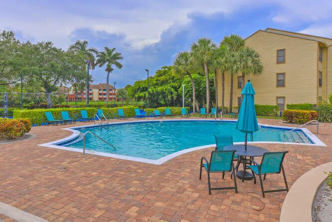 Boynton Landings 3-017-010-666x445
